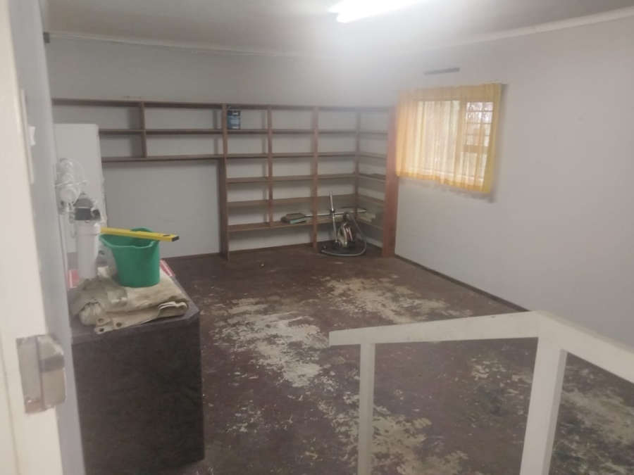 To Let 3 Bedroom Property for Rent in Hillsboro Free State